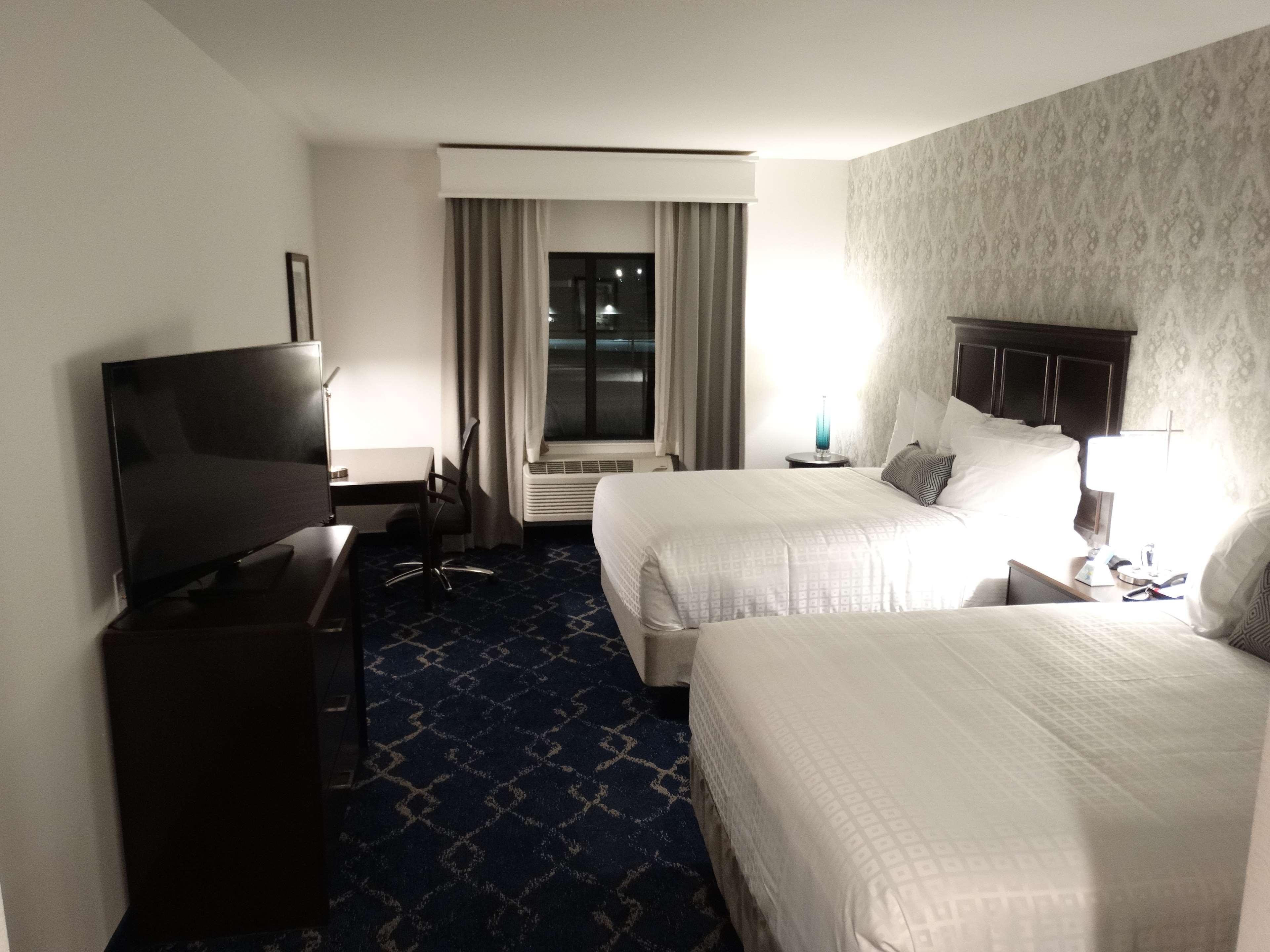 Best Western Plus New Richmond Inn & Suites Eksteriør billede