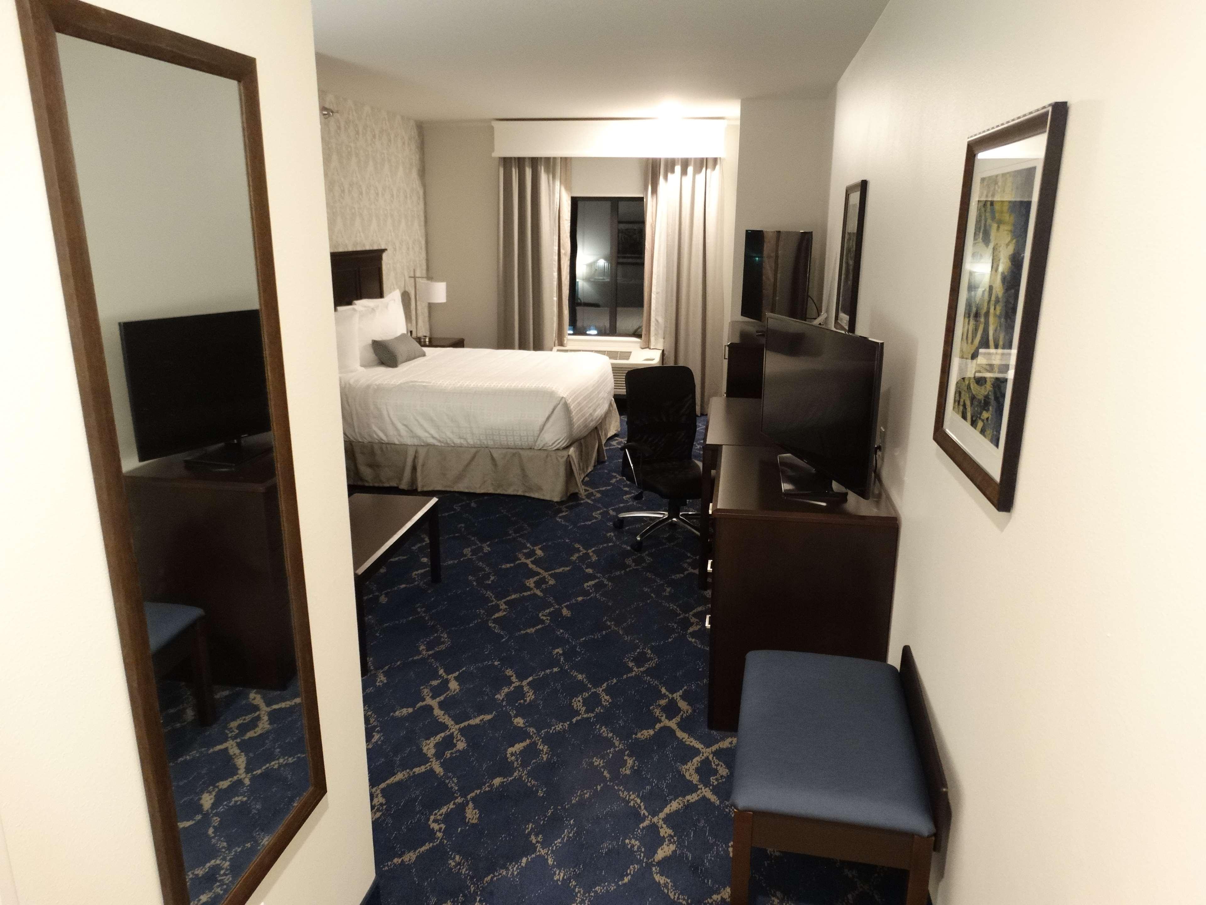 Best Western Plus New Richmond Inn & Suites Eksteriør billede