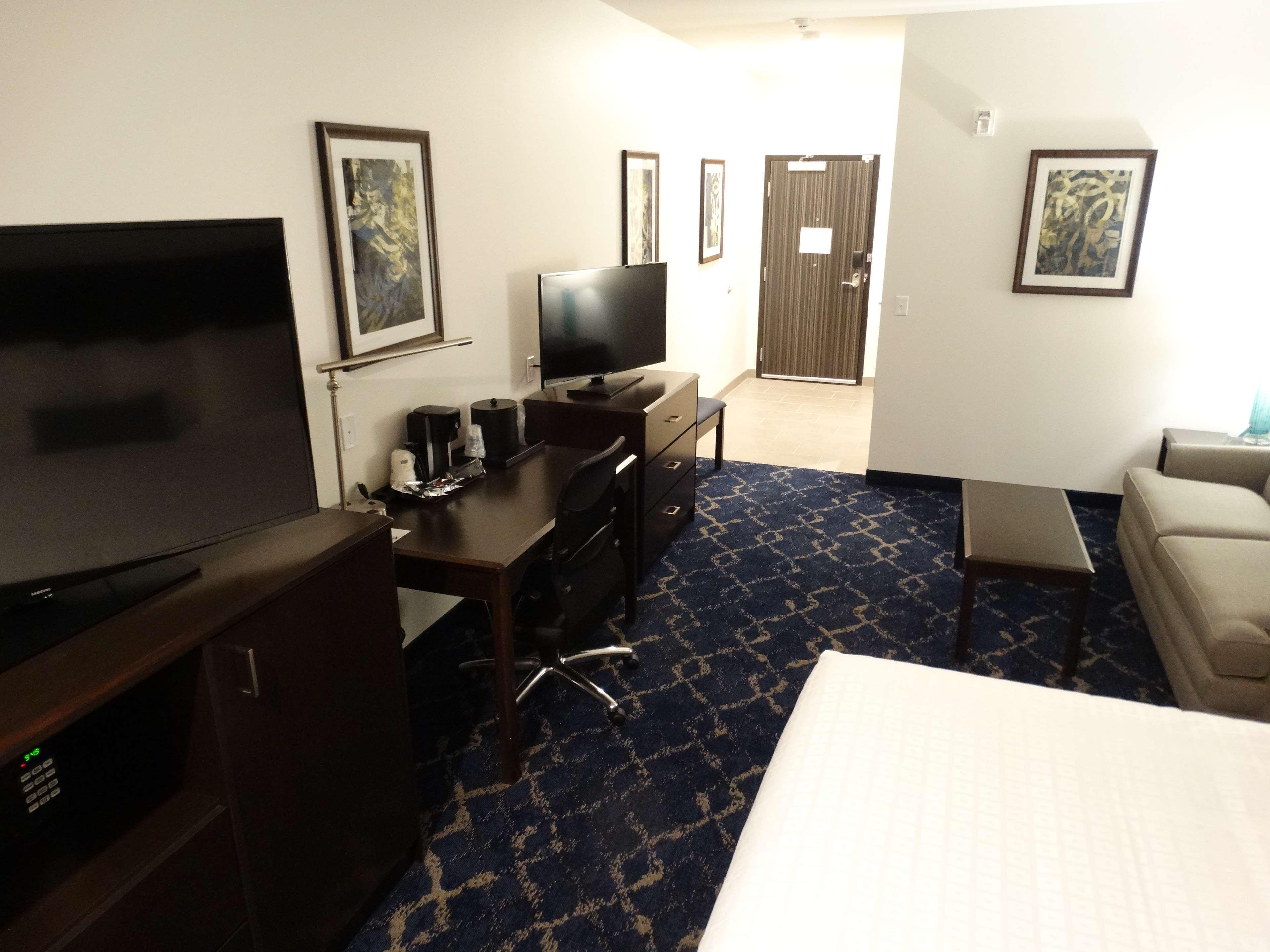 Best Western Plus New Richmond Inn & Suites Eksteriør billede