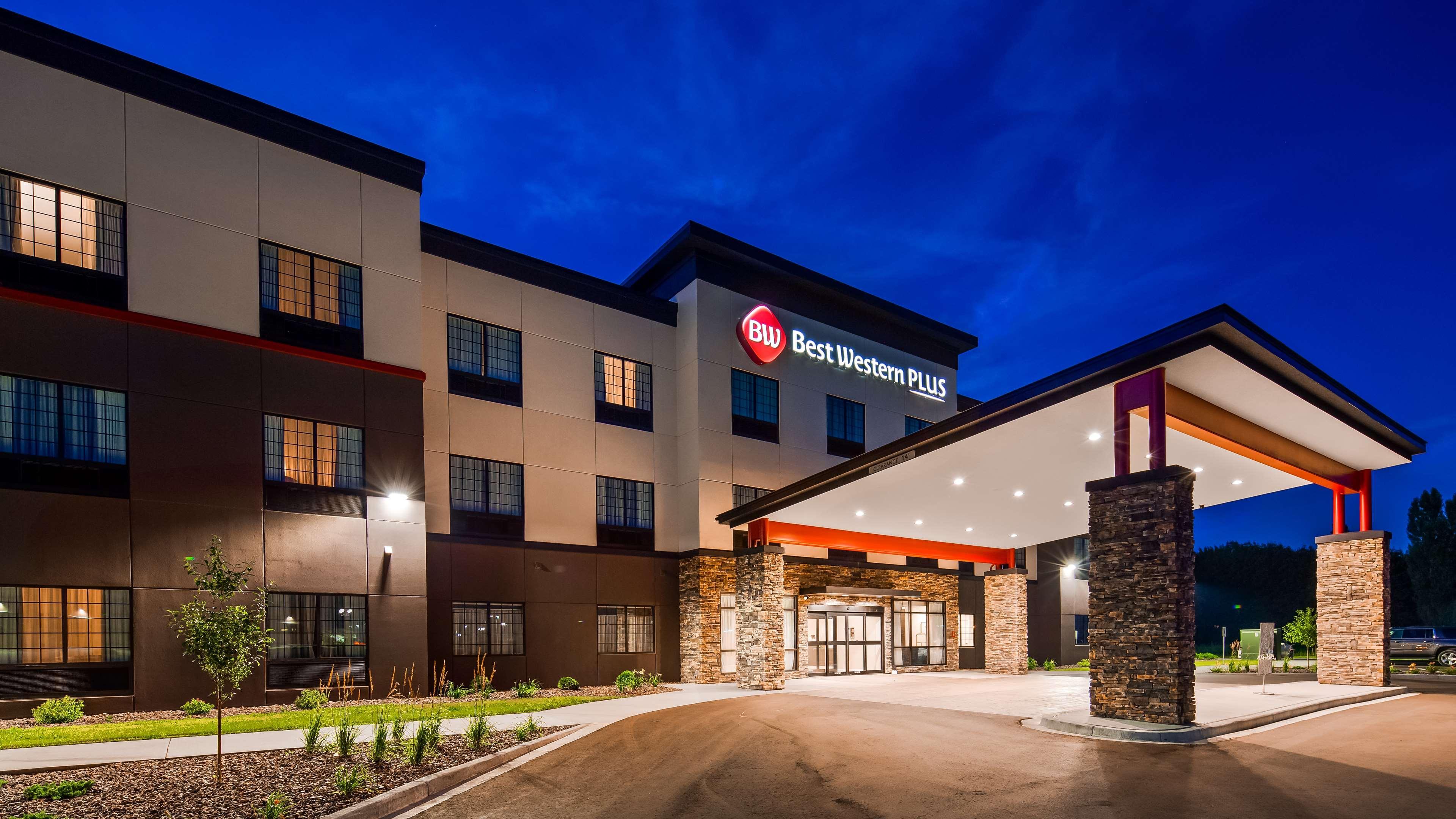 Best Western Plus New Richmond Inn & Suites Eksteriør billede