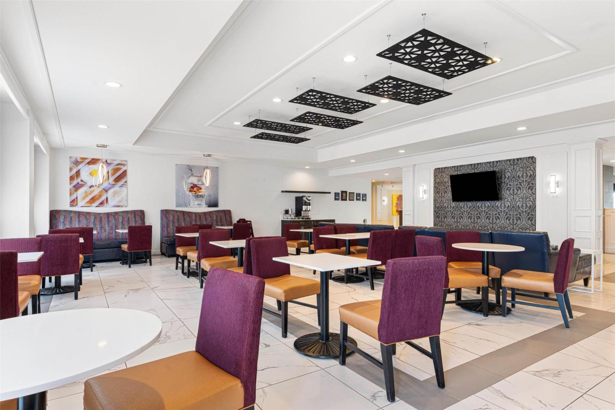 Best Western Plus New Richmond Inn & Suites Eksteriør billede
